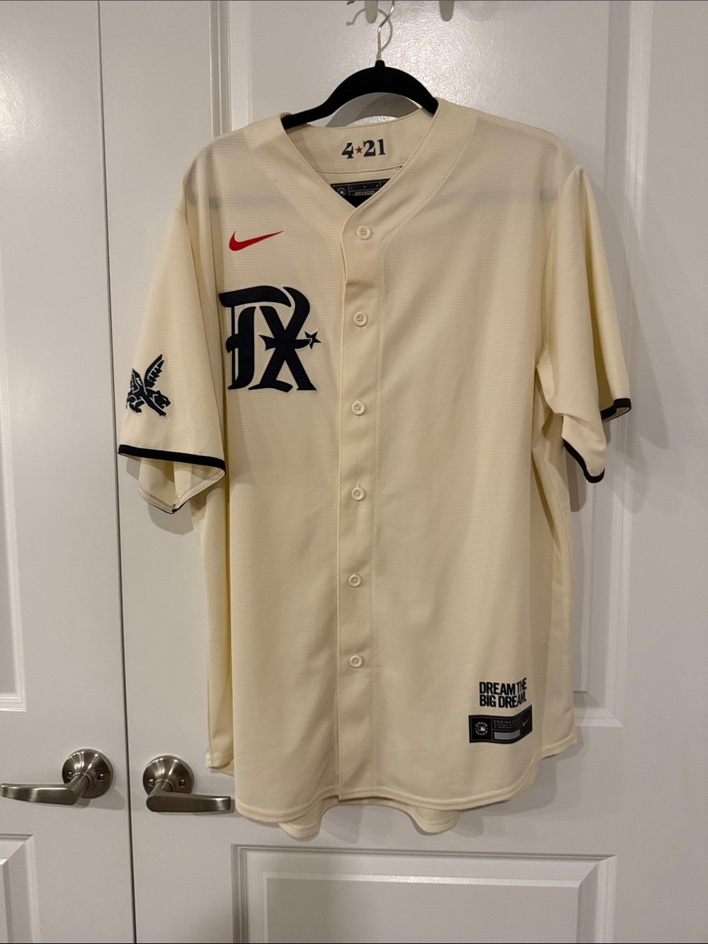 Nike Cream Texas Rangers Baseball Jersey size L